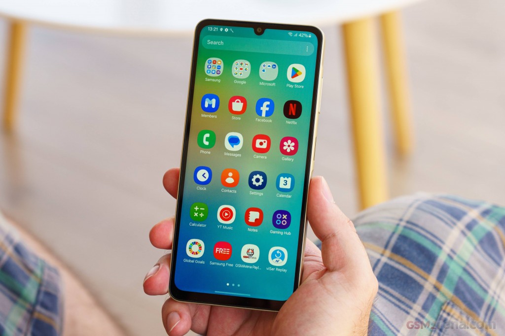 Samsung Galaxy A06 SM-A065F/DS - Smartphone 6.5’’ HD+, 4GB/64GB, Batterie 5000mAh, Bleu Clair